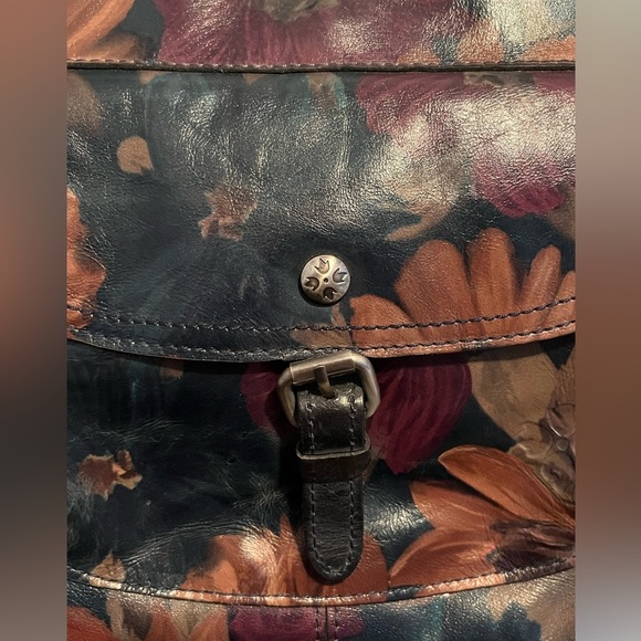 Patricia Nash Tuscania Peruvian Painting Leather Shoulder Bag - Picture 9 of 17